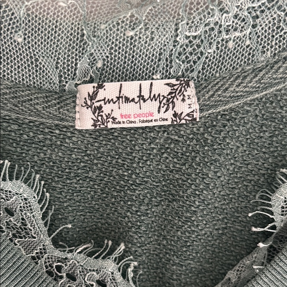 Free People Green V-Neck Long Sleeve Top - Picture 2 of 4